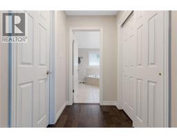237 WATERBEND Crescent - 37