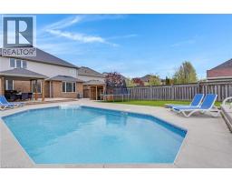 237 WATERBEND Crescent - 47