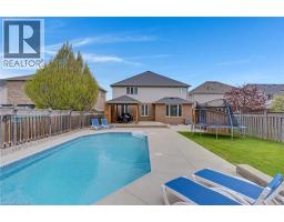 237 WATERBEND Crescent - 48