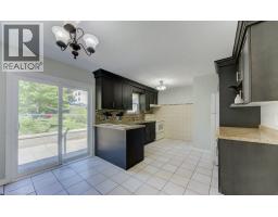 478 N WELLINGTON Street N - 15