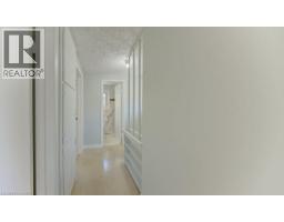 478 N WELLINGTON Street N - 18