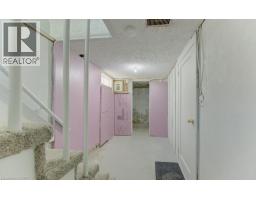478 N WELLINGTON Street N - 31