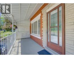 478 N WELLINGTON Street N - 5