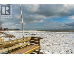 1323 LAKESHORE Road - 18
