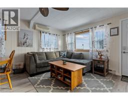 1323 LAKESHORE Road - 27