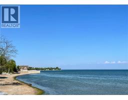1323 LAKESHORE Road - 6