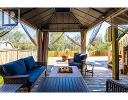 94 PORCHLIGHT Drive - 34