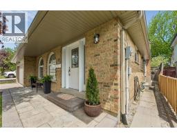 14 MASSEY Street - 5