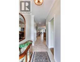 29 FORESTVIEW Court - 3