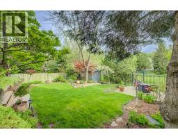 106 PARKLAND Crescent - 1