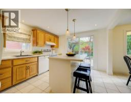 106 PARKLAND Crescent - 18