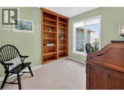 144 DORCHESTER Drive - 11