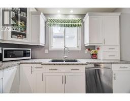 744 NELSON Street - 14