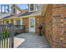 70 PEACHTREE Crescent - 2