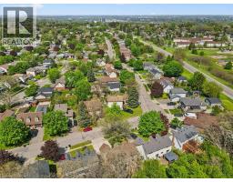70 PEACHTREE Crescent - 31