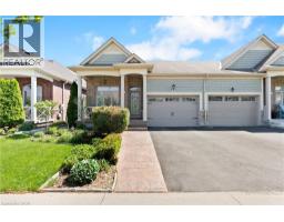 78 ANGELA Crescent - 1