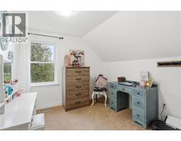 27 BLOSSOM Avenue - 18