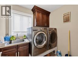 9 WEST Street N - 16
