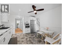 50 LEWIS Crescent - 10