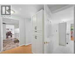 50 LEWIS Crescent - 23