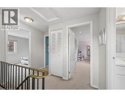 50 LEWIS Crescent - 25
