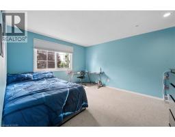 50 LEWIS Crescent - 28