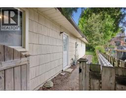 50 LEWIS Crescent - 38