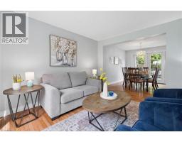50 LEWIS Crescent - 4