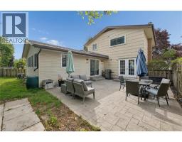 50 LEWIS Crescent - 42