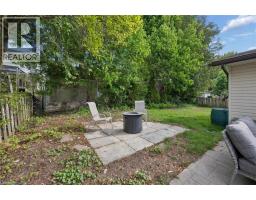 50 LEWIS Crescent - 45