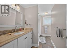 1350 LIMERIDGE Road E UnitNo. 32 - 25