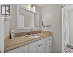 1350 LIMERIDGE Road E UnitNo. 32 - 26