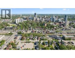 202 BREITHAUPT Street - 17