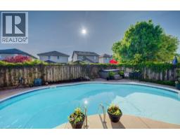35 HAWKINS Drive - 43