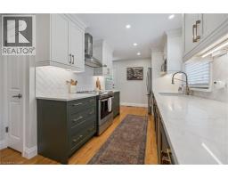9 HEATHER Avenue - 13