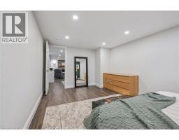 9 HEATHER Avenue - 40