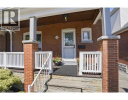 43 CAMERON Avenue N - 2
