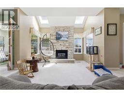 4 BROOM Street - 15
