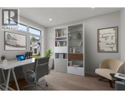 150 HODGKINS Avenue - 11