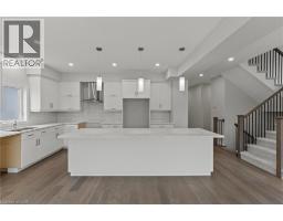 150 HODGKINS Avenue - 6