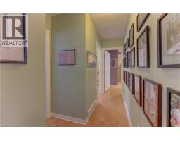 98 LONGWOOD Drive - 11
