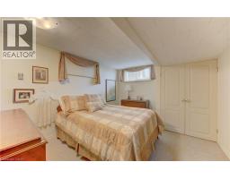98 LONGWOOD Drive - 39
