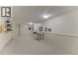 98 LONGWOOD Drive - 41