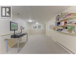 98 LONGWOOD Drive - 42