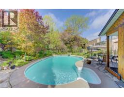 98 LONGWOOD Drive - 45