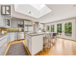 7 COLONIAL Crescent - 16