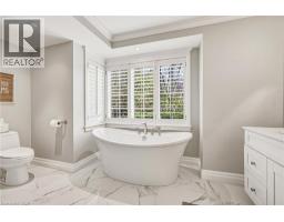 7 COLONIAL Crescent - 29