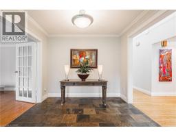 7 COLONIAL Crescent - 8