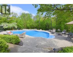 712 ROBSON Road - 36