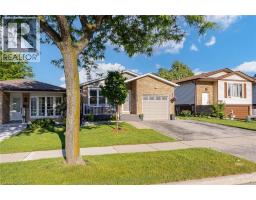 2348 MALCOLM Crescent - 2